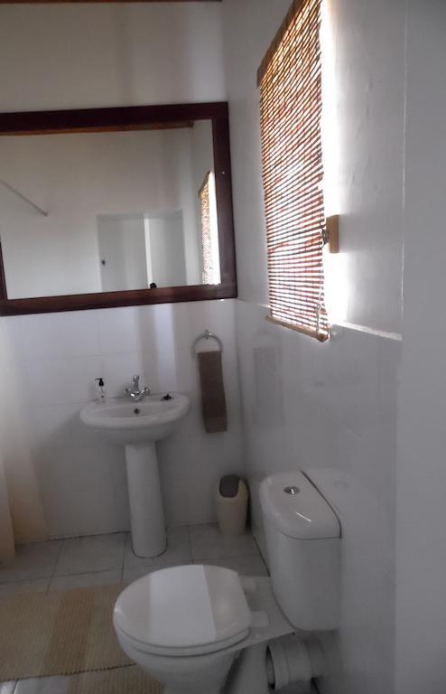 Hotel The Hexagon Wildlife Conservation Uitenhage Habitación foto